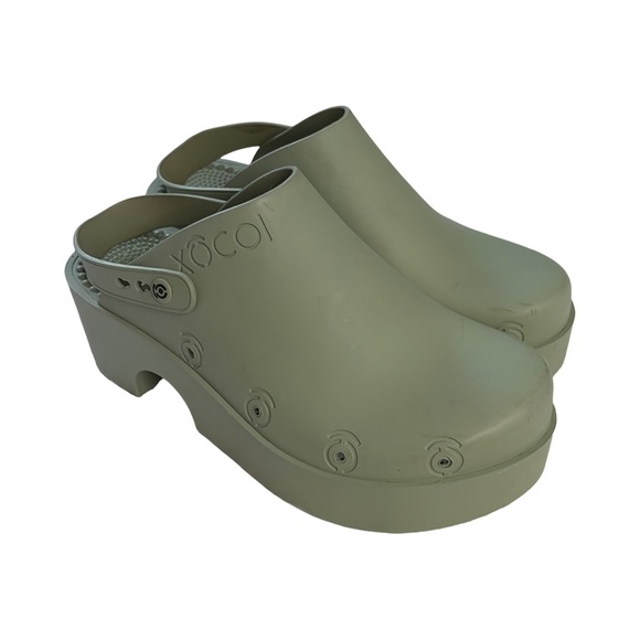 Xocoi Shoes - Xocoi Green Platform Clog Sandals